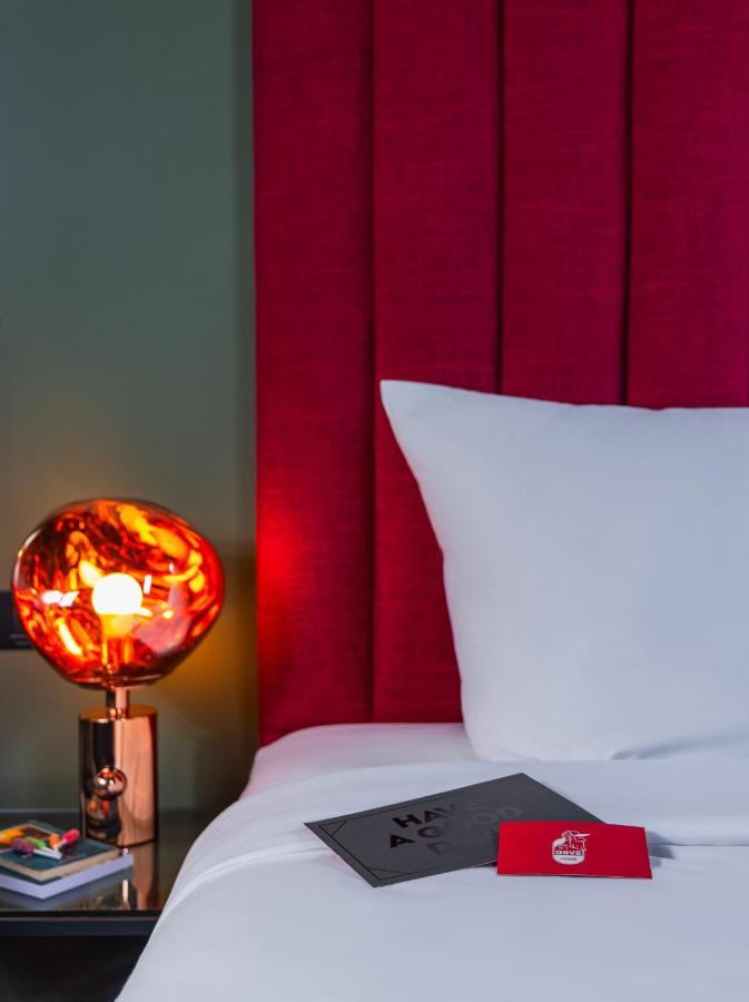 Dave Downtown, A Member Of Brown Hotels Тель-Авив Экстерьер фото